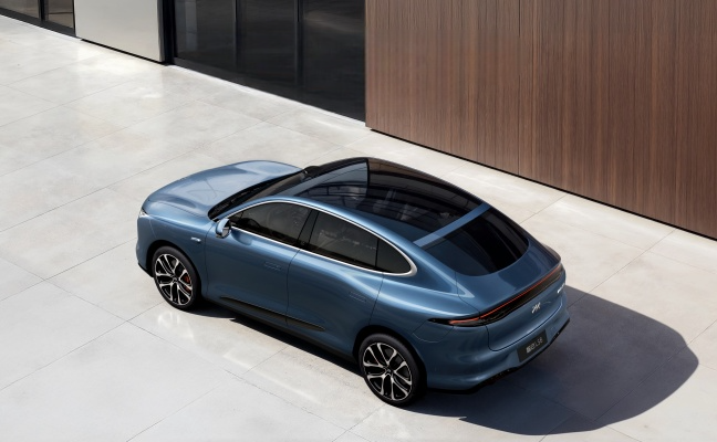 Motores IM 
   —Inteligencia en movimiento: redefiniendo los vehículos eléctricos premium
   